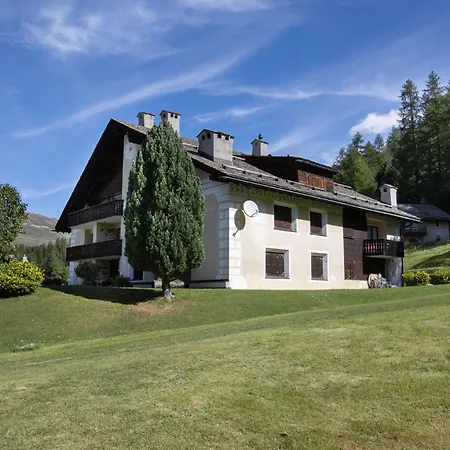 Chesa La Sajetta 12 By Interhome