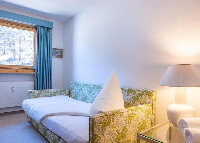 Apartamento Chesa La Sajetta 12 By Interhome Surlej